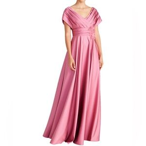 $695 NWT Theia “Cecelia” Draped A-Line Maxi Dress in Vintage Primrose Sz 4